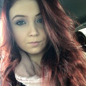 Meet your Posher, Abby